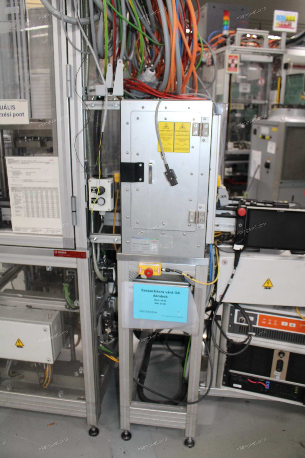 Szerelő munkahely (bontott) 8