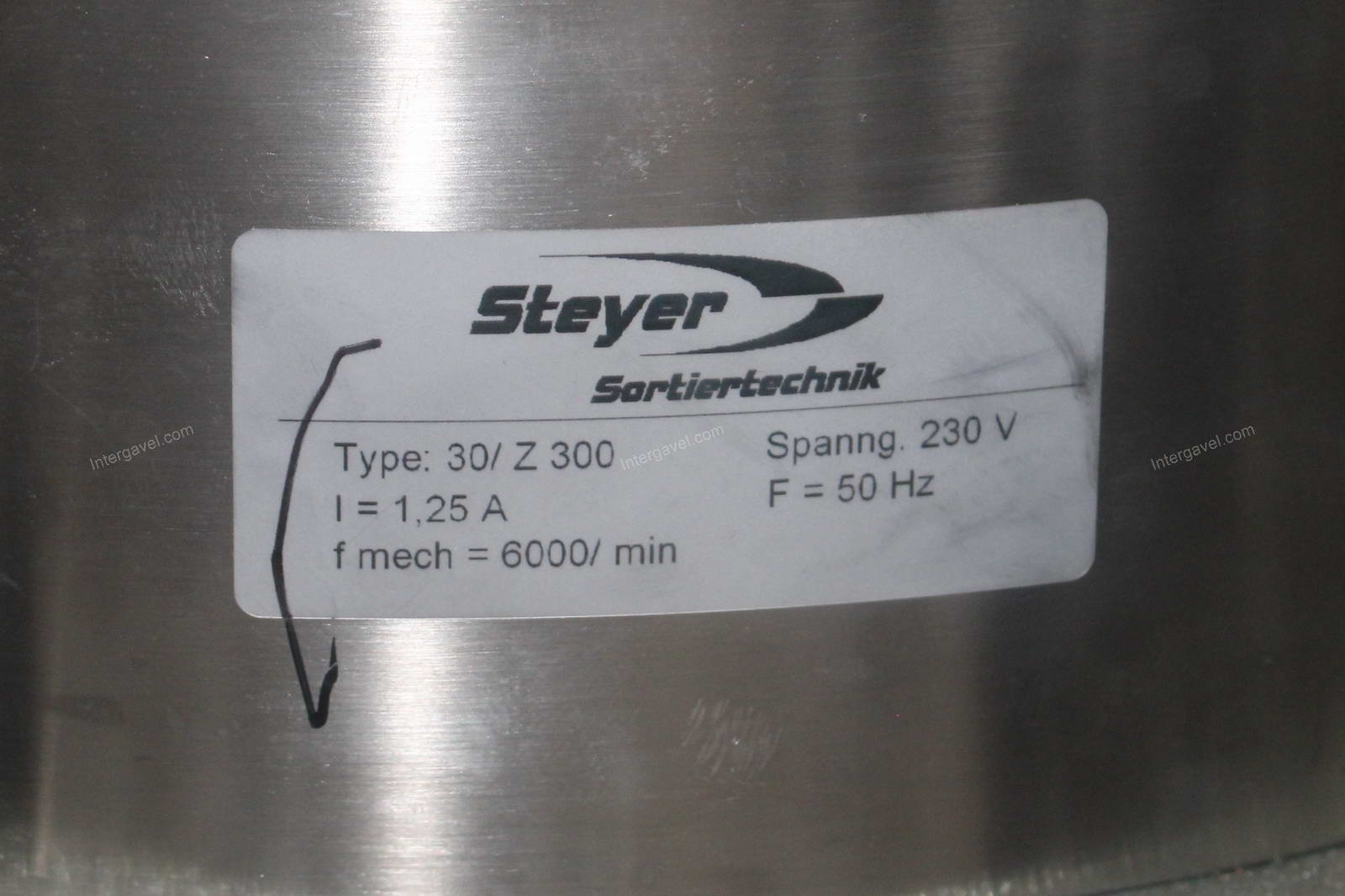 Vibrációs adagoló és szerelő munkahely (bontott)  4