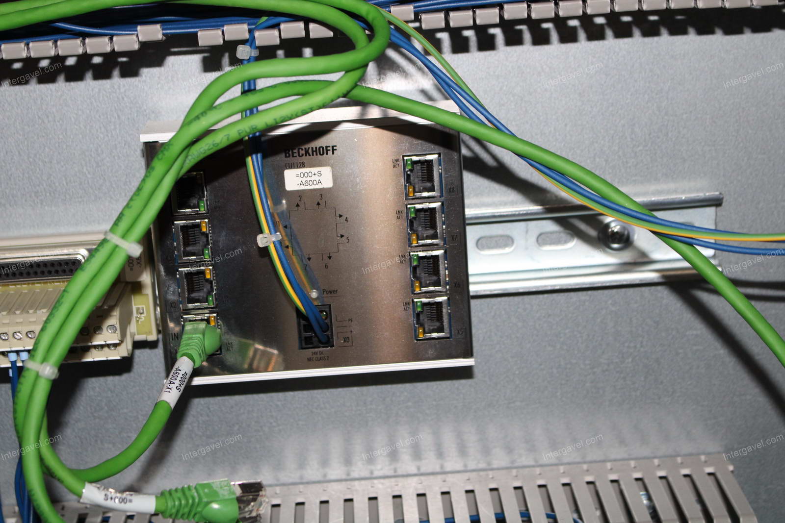 Szerelő állomás (bontott)és villamos szekrény 36