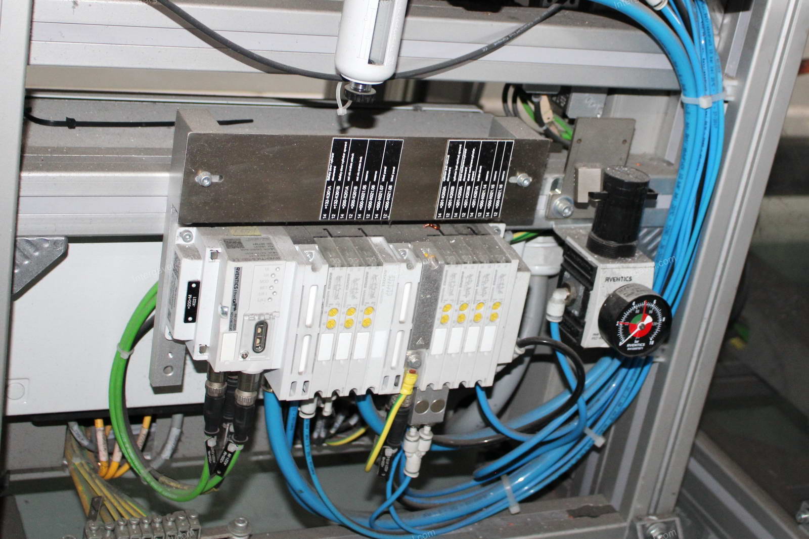 Szerelő állomás (bontott) és villamos szekrény 4