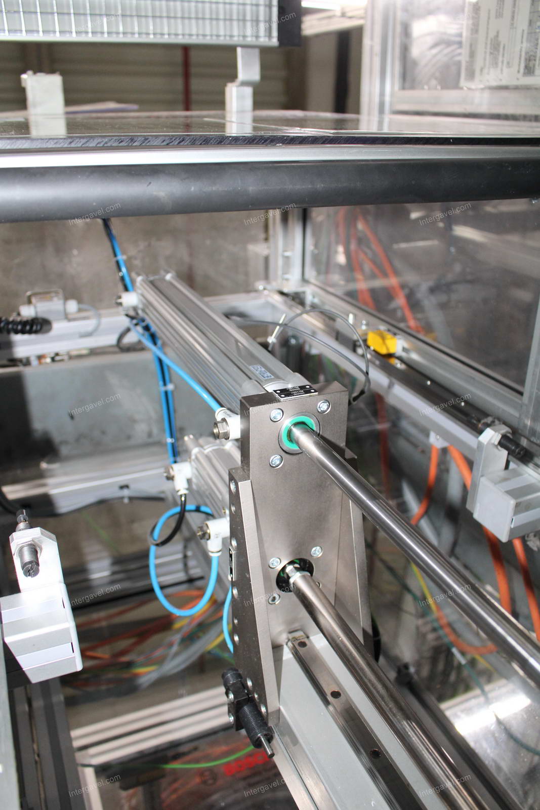 Szerelő állomás (bontott) és villamos szekrény 11