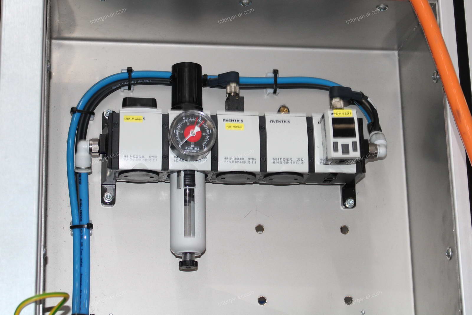 Szerelő munkahely (bontott) 11