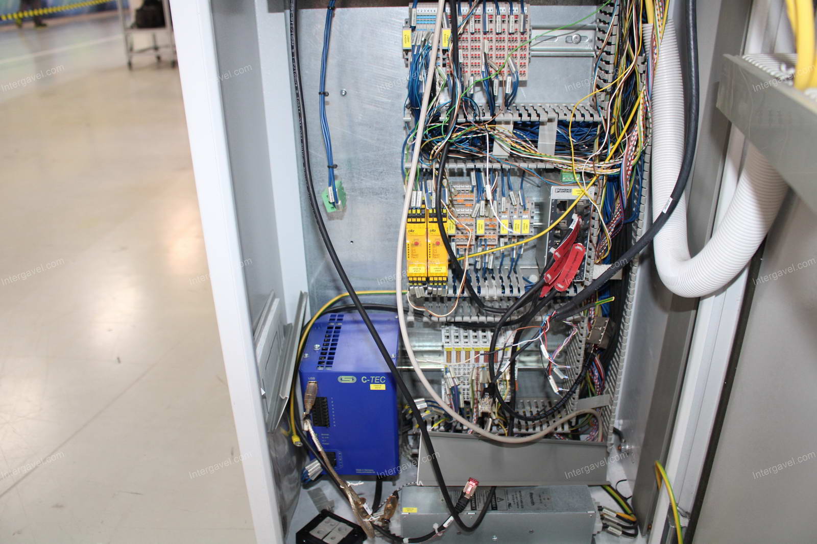 Szerelő munkahely (bontott) 16