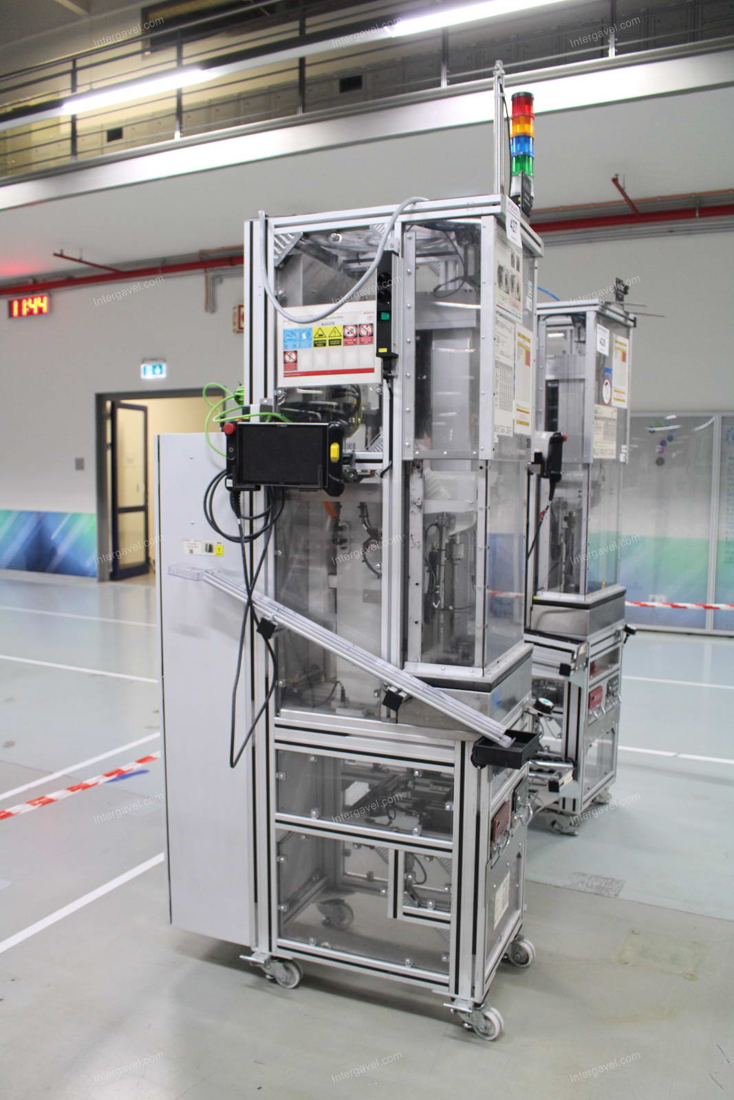 Szerelő munkahely (bontott) 2