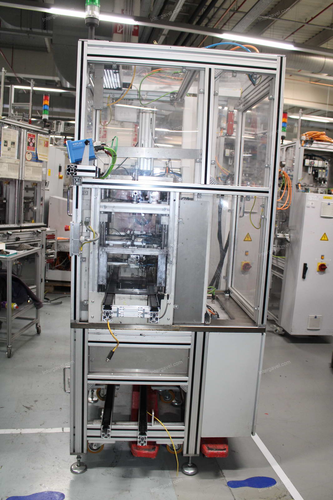 Szerelő munkahely (bontott) 2