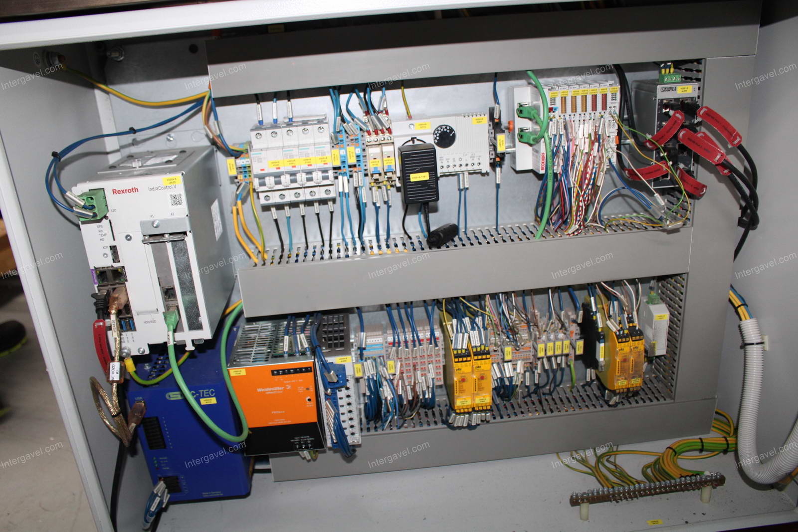 Szerelő munkahely (bontott) 9