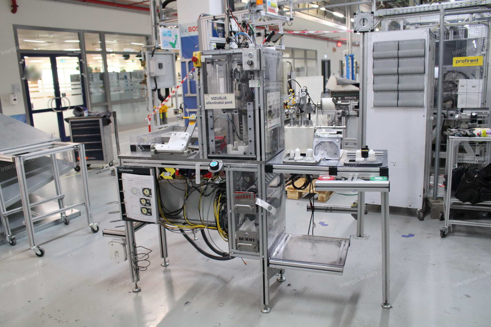 Szerelő munkahely (bontott) 17