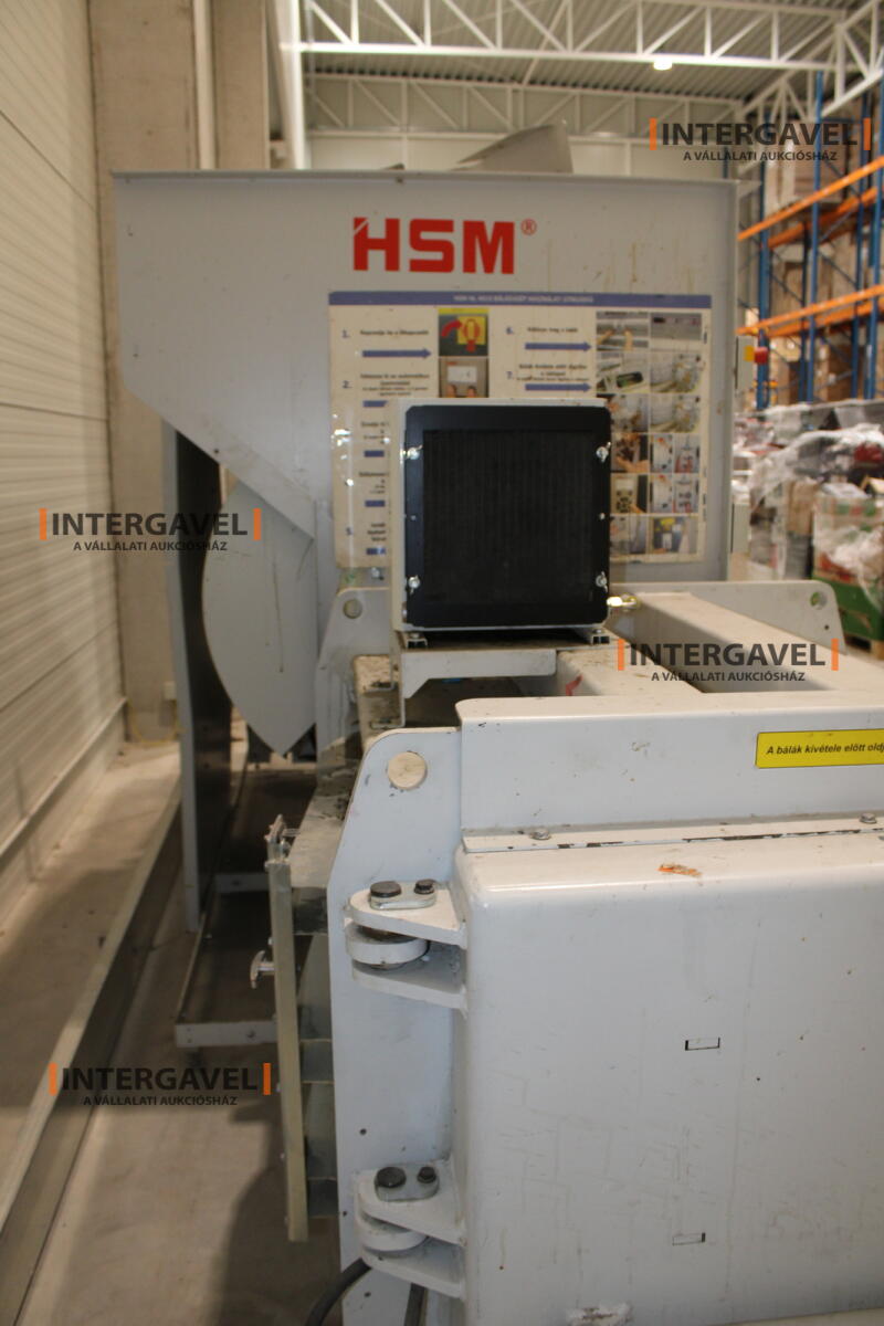 HSM Bálázó 15