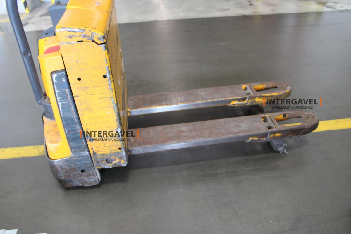 Elektromos raklapemelő 8