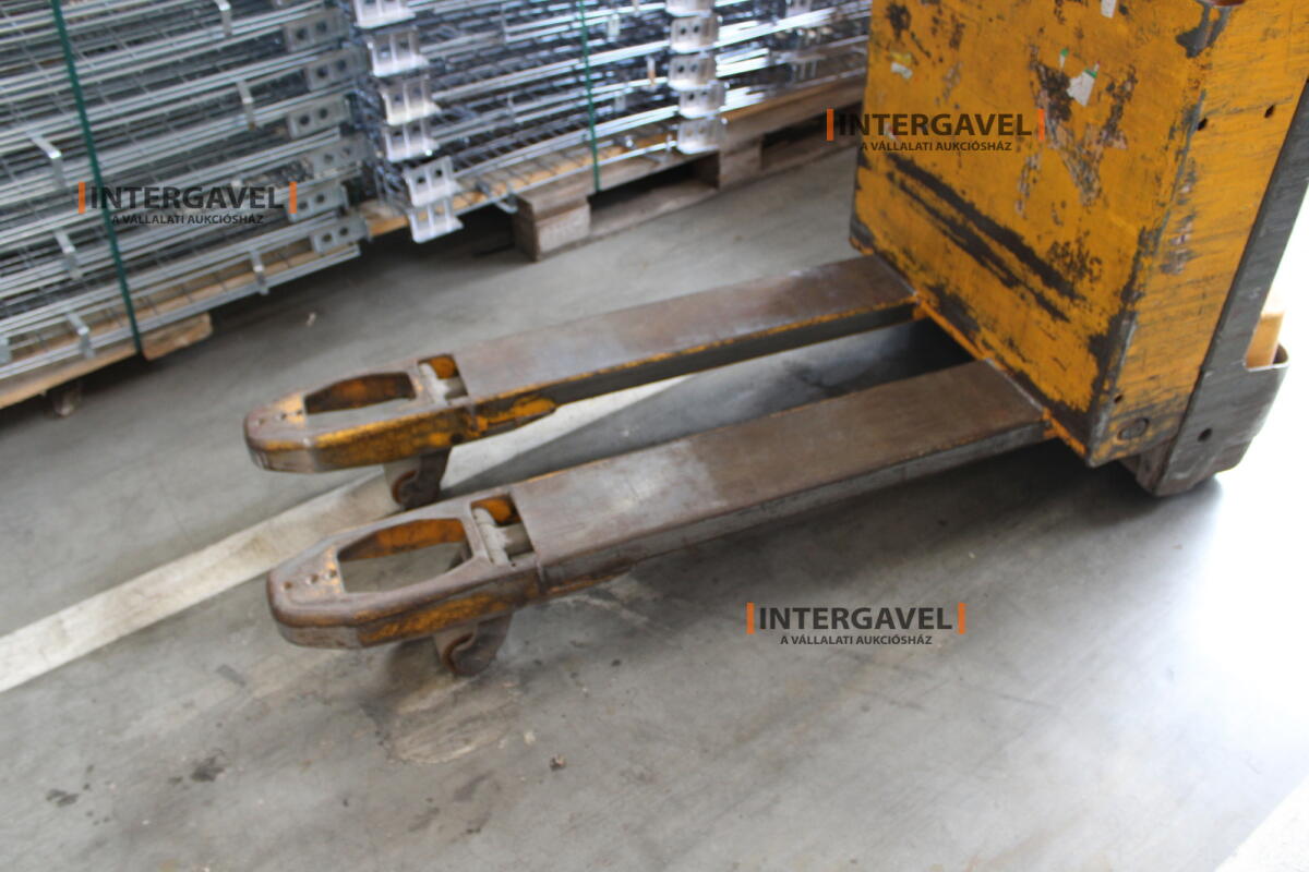 Elektromos raklapemelő 8