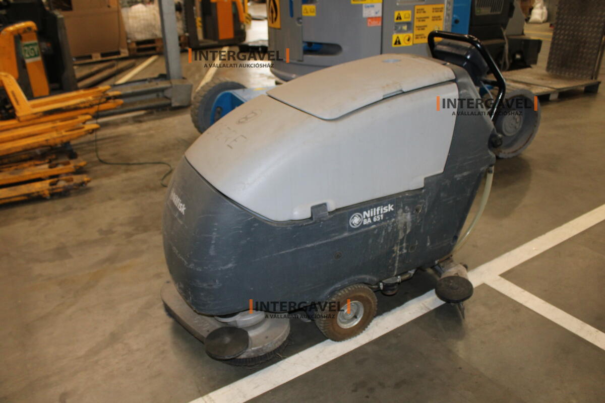 Nilfisk BA651 takarítógép