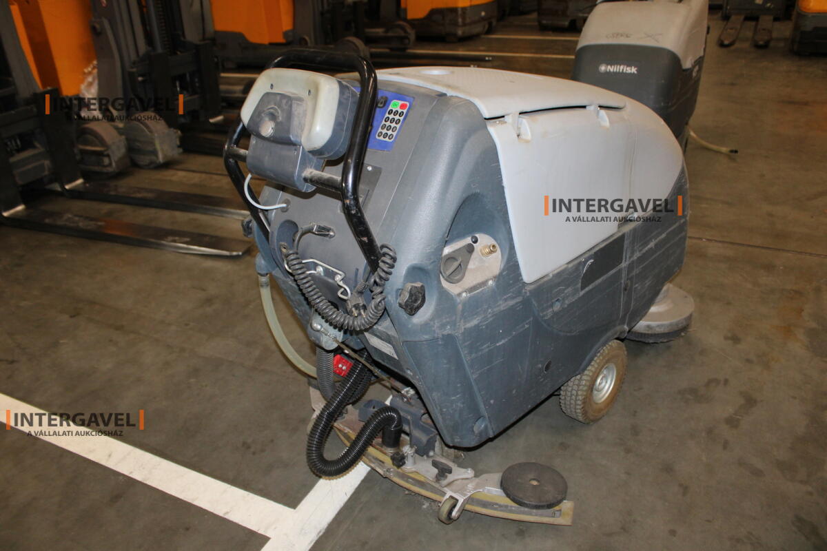 Nilfisk BA651 takarítógép 3