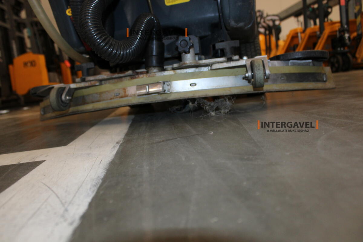 Nilfisk BA651 takarítógép 5