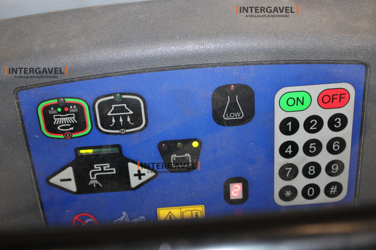 Nilfisk BA651 takarítógép 6