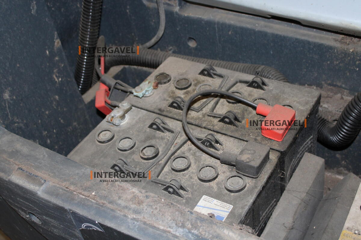 Nilfisk BA651 takarítógép 10