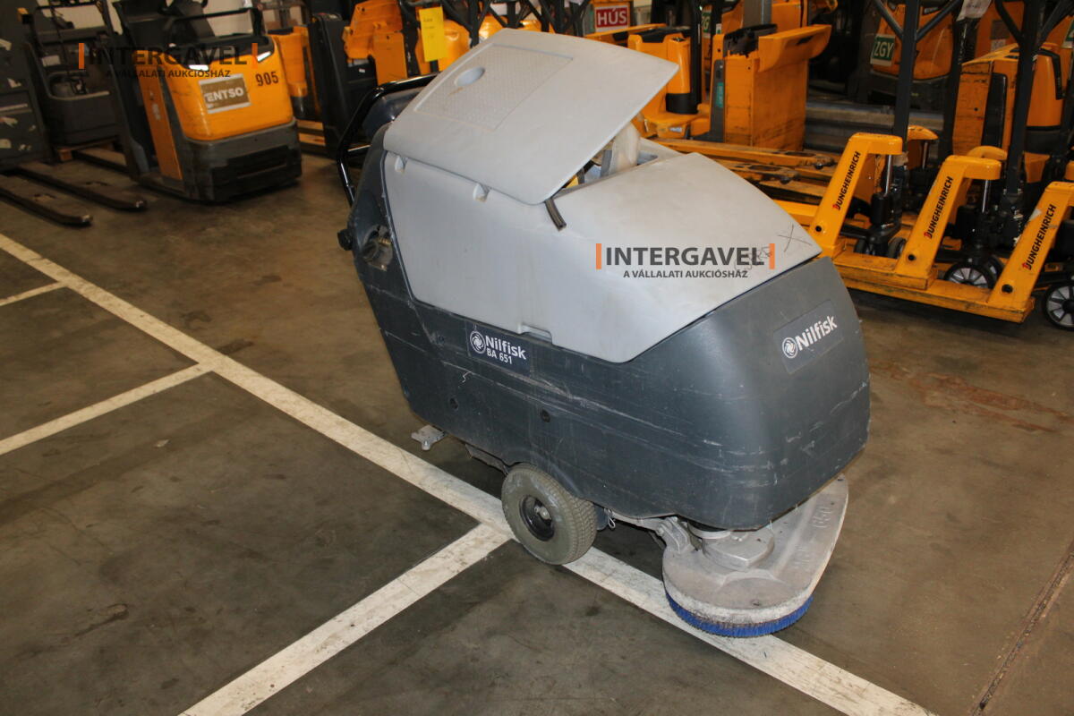 Nilfisk BA651 takarítógép 3