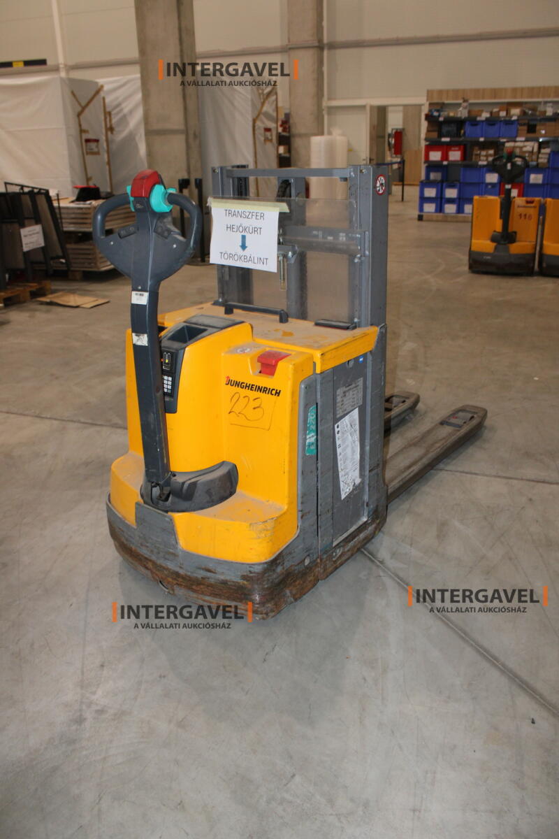 Gyalogkíséretű targonca 6