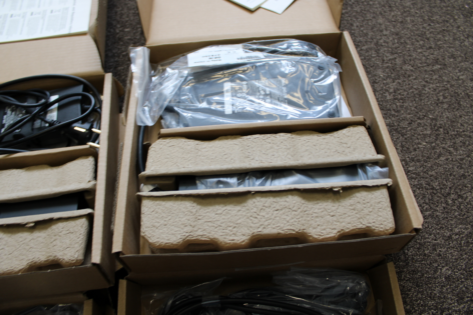 Dell dokkoló és töltő 4