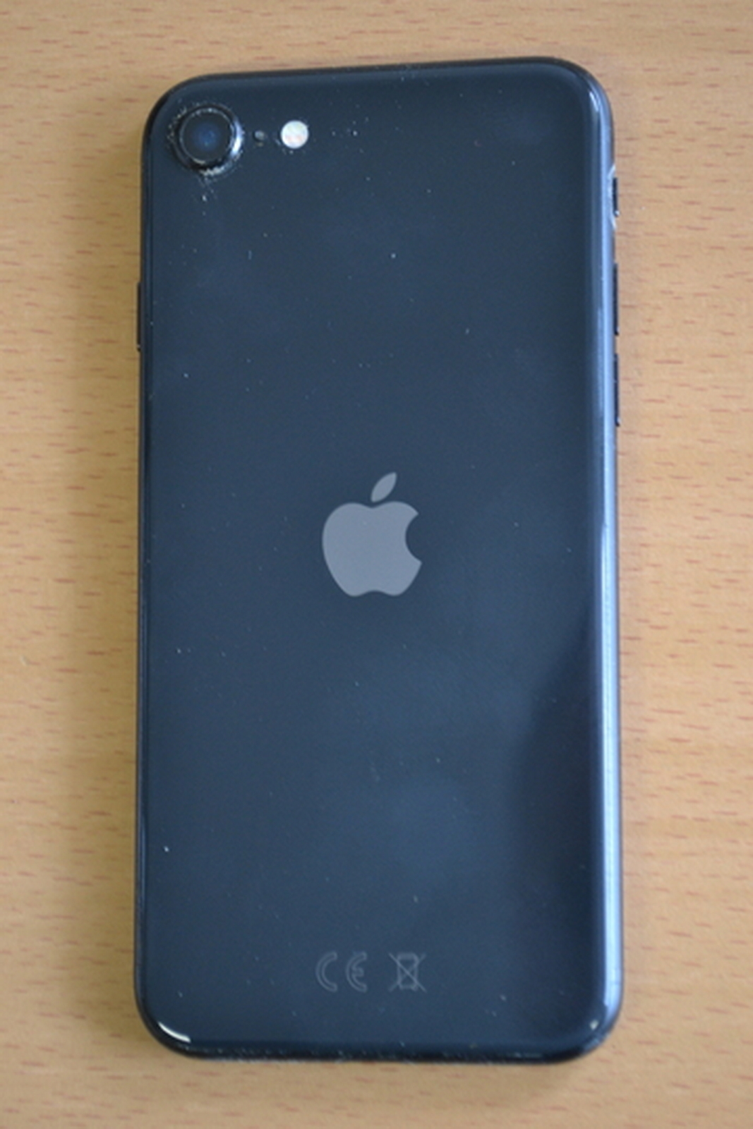 iPhone SE 2020 128GB 4