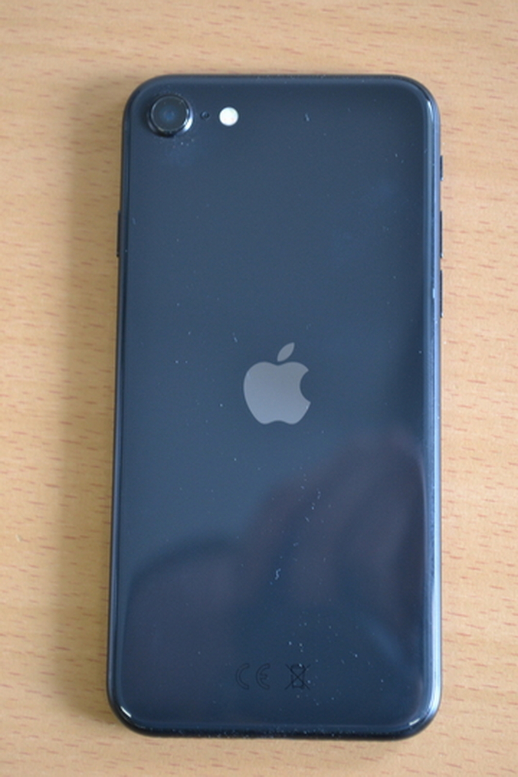 iPhone SE 2020 128GB 4