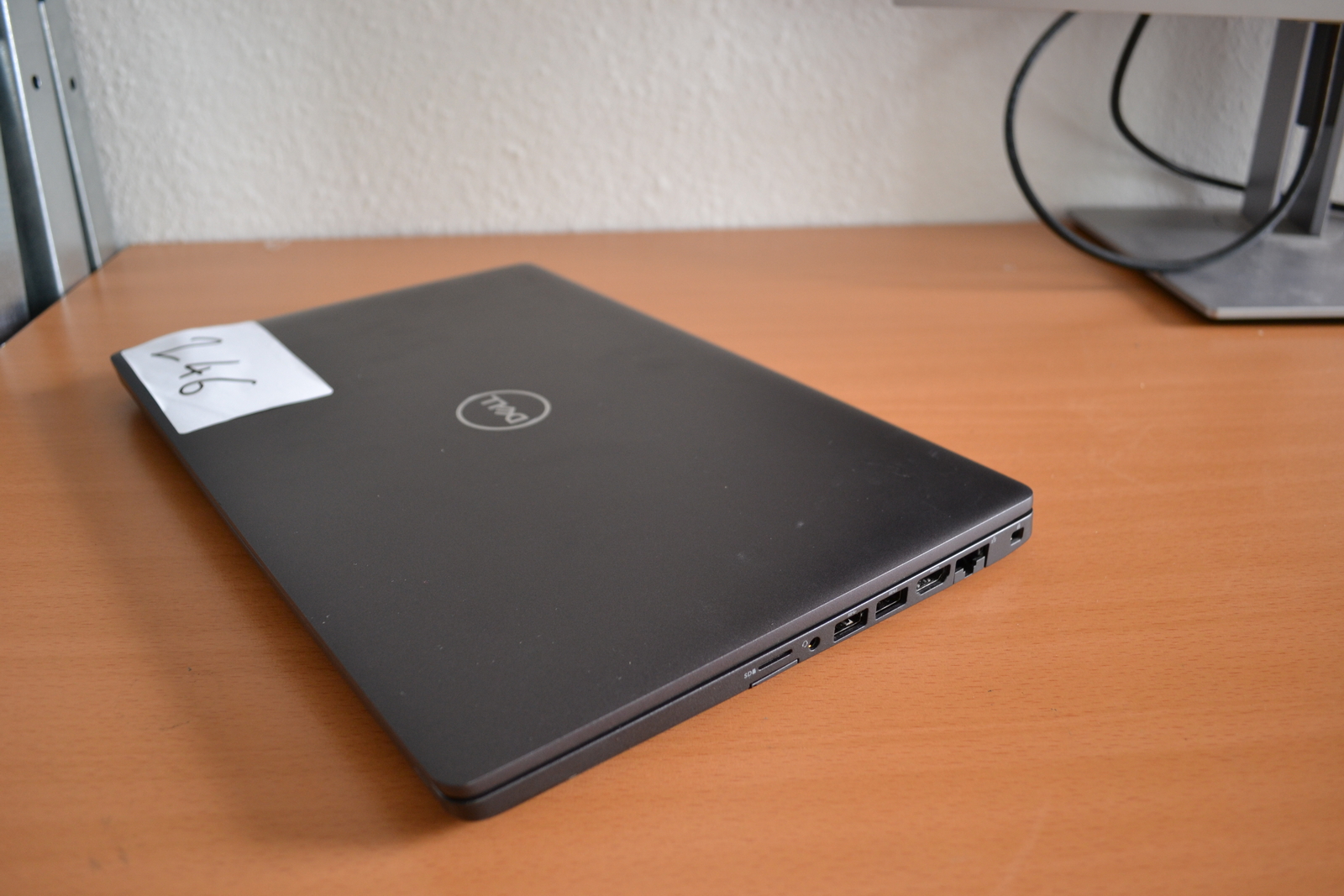 Dell Latitude 5400 - Laptop 2