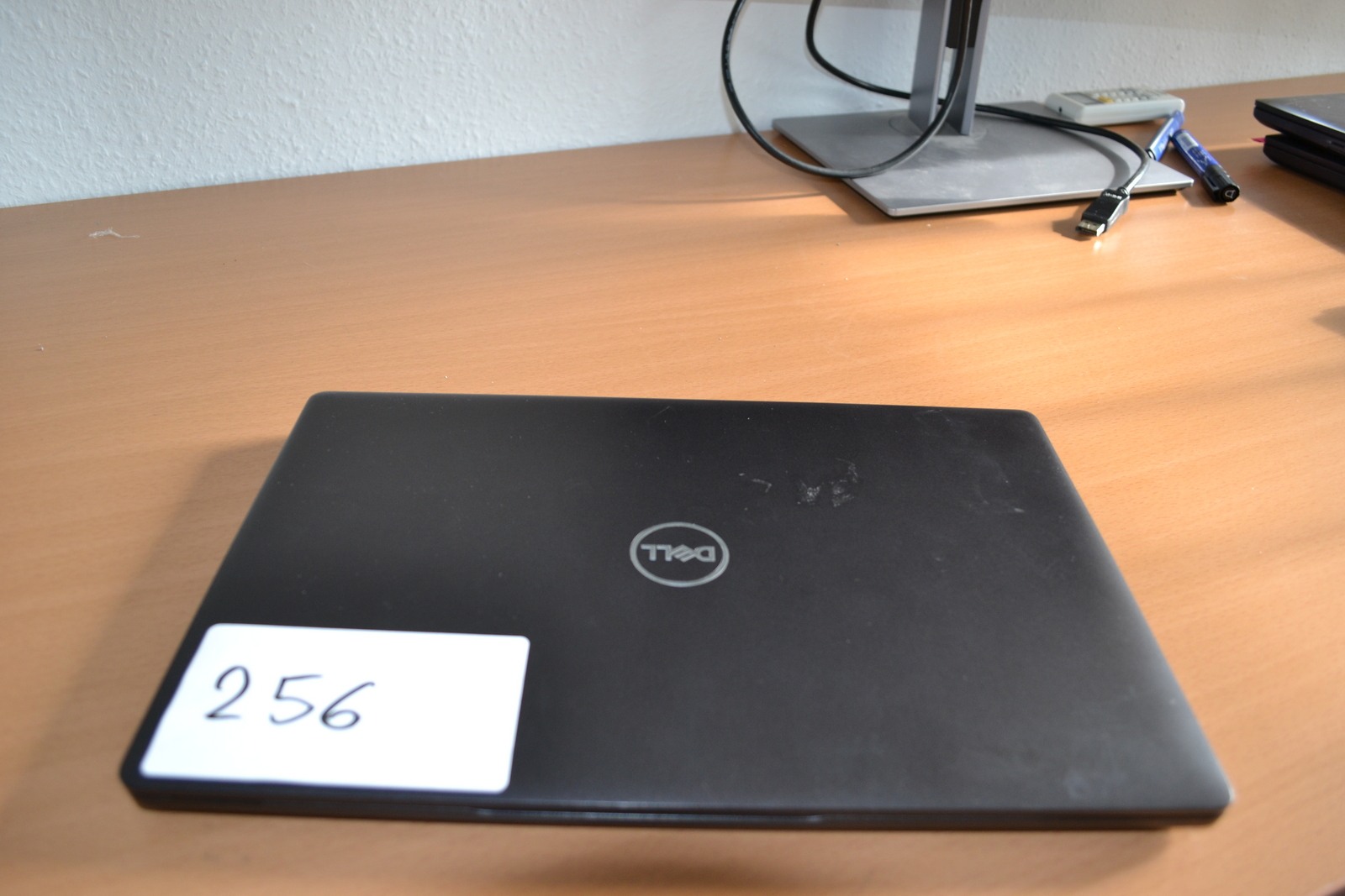 Dell Latitude 5400 - Laptop 2