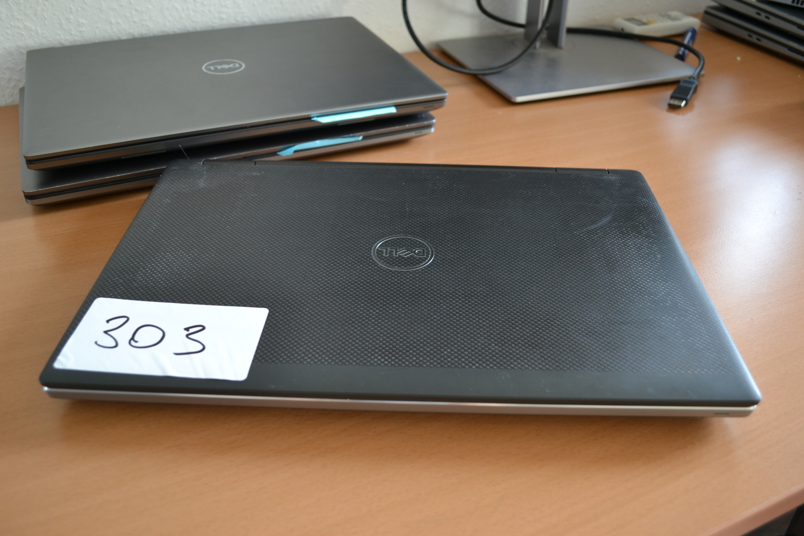 Dell Precision 7540 2