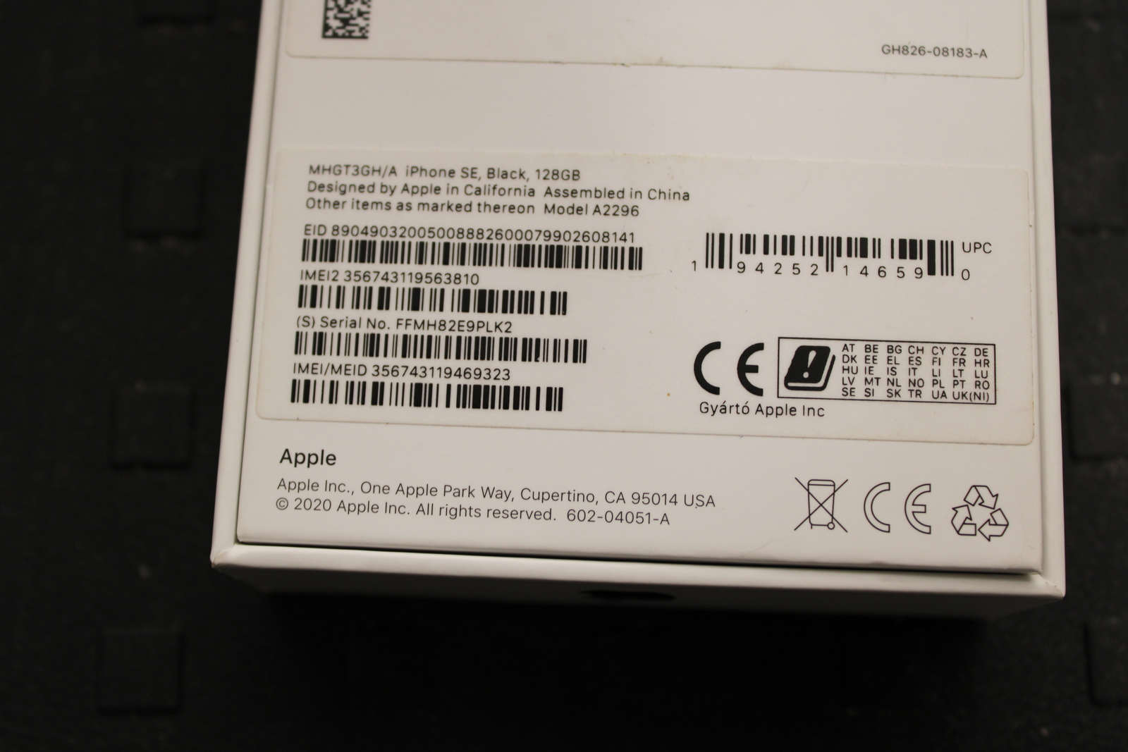 iPhone SE 128GB 3