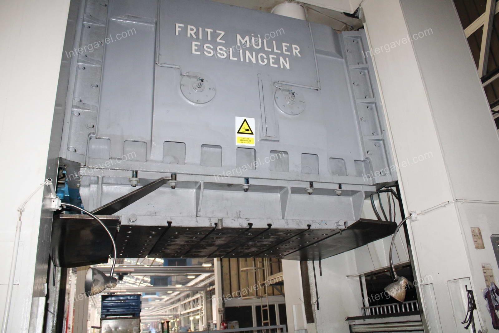 Présgép 1000 tonna 6