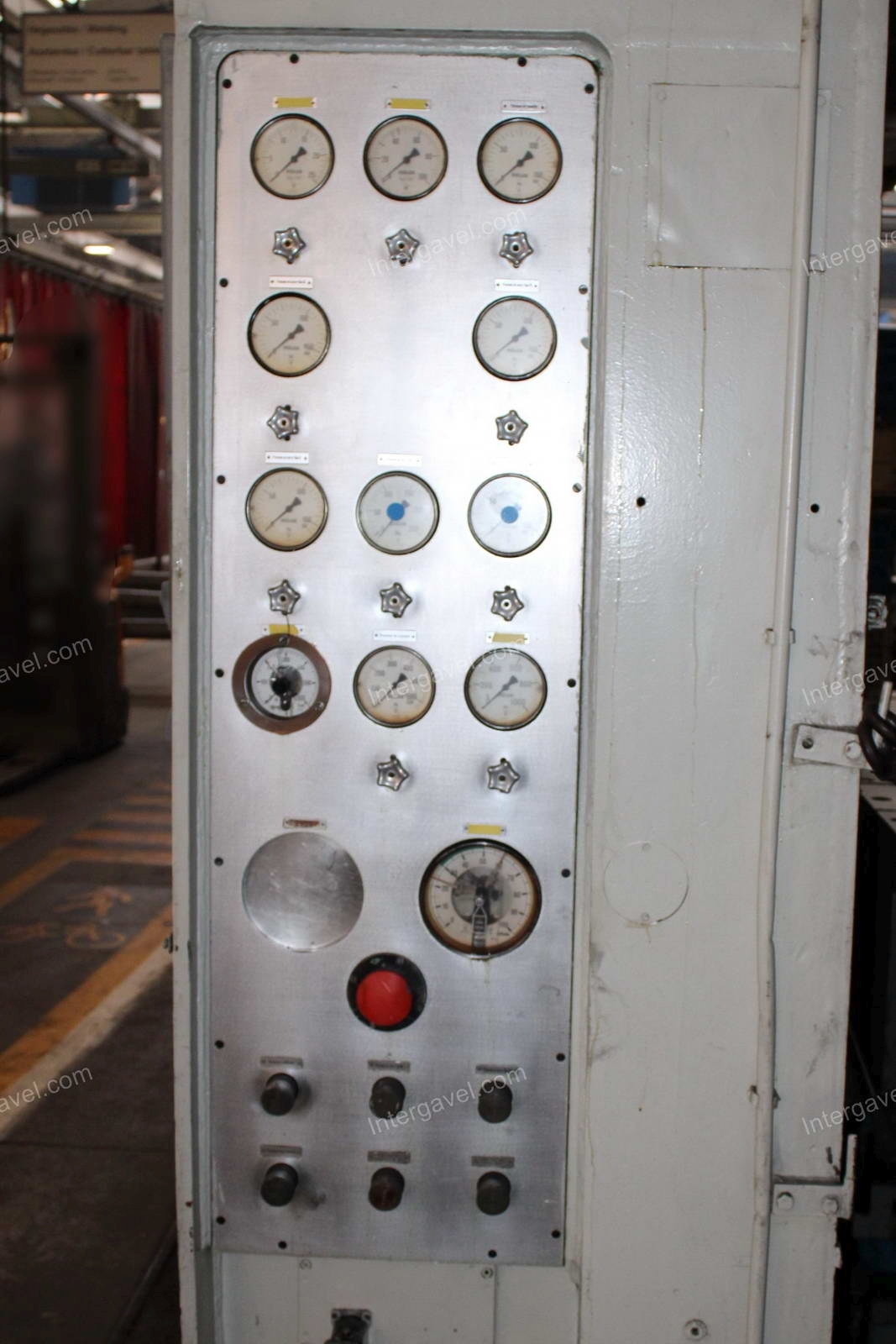 Présgép 1000 tonna 19