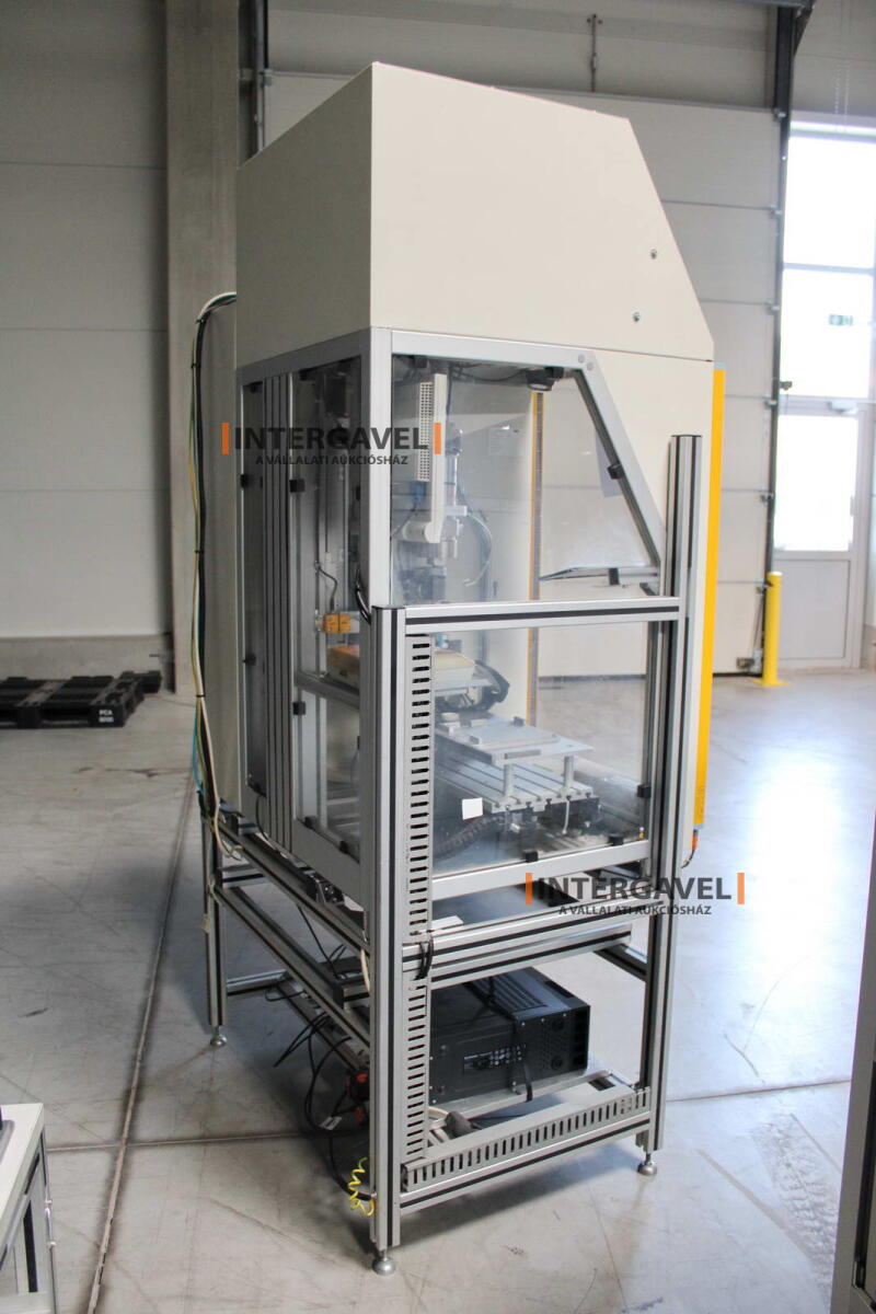 Bontott pasztázó munkahely 4