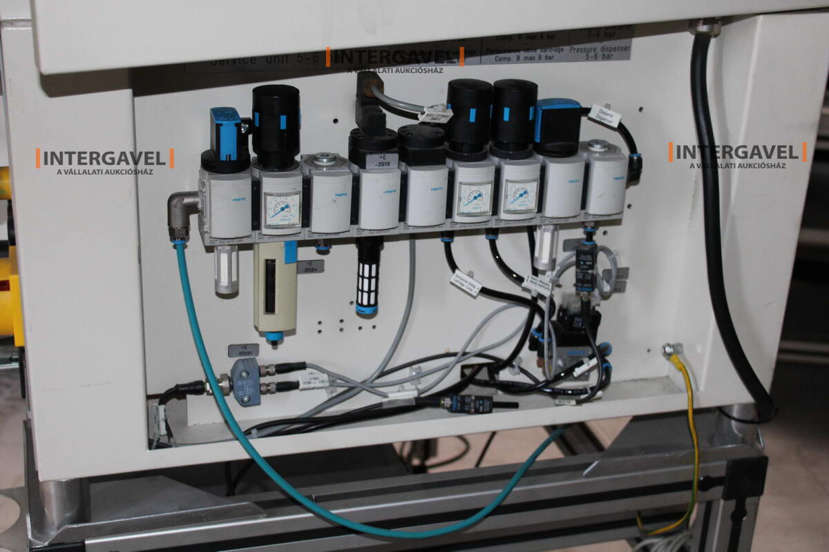 Bontott pasztázó munkahely 18