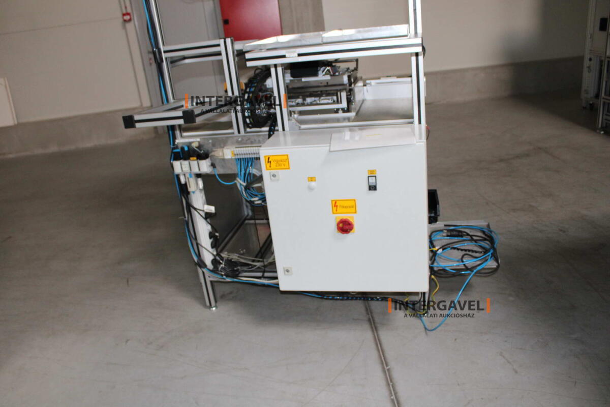 Bontott szerelő munkahely 12