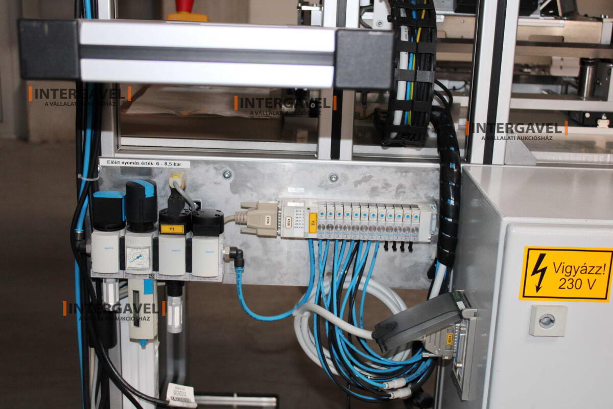 Bontott szerelő munkahely 13