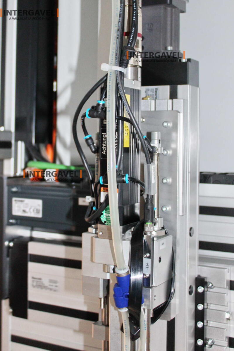 Bontott szerelő célgép 7