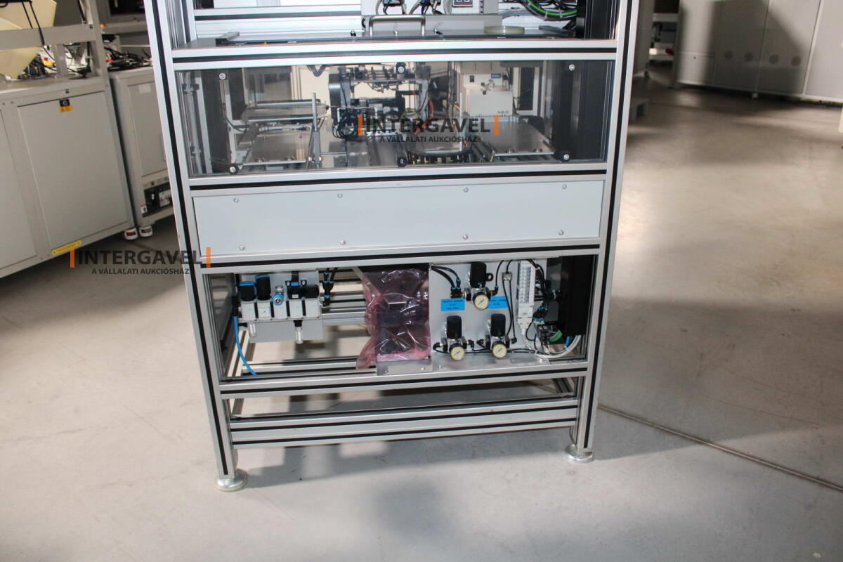 Bontott szerelő célgép 18