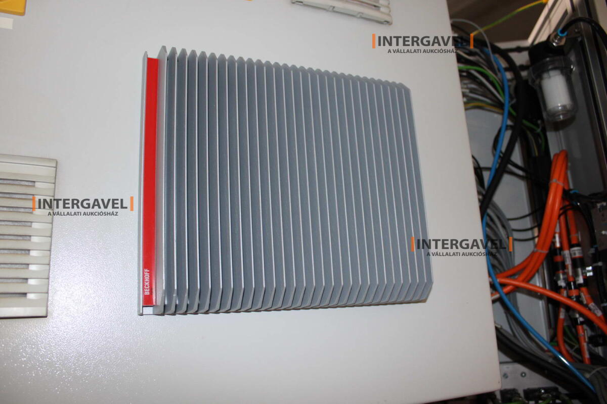 Bontott szerelő célgép 22