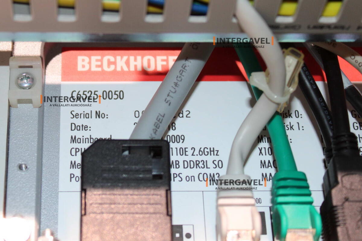 Bontott szerelő célgép 24