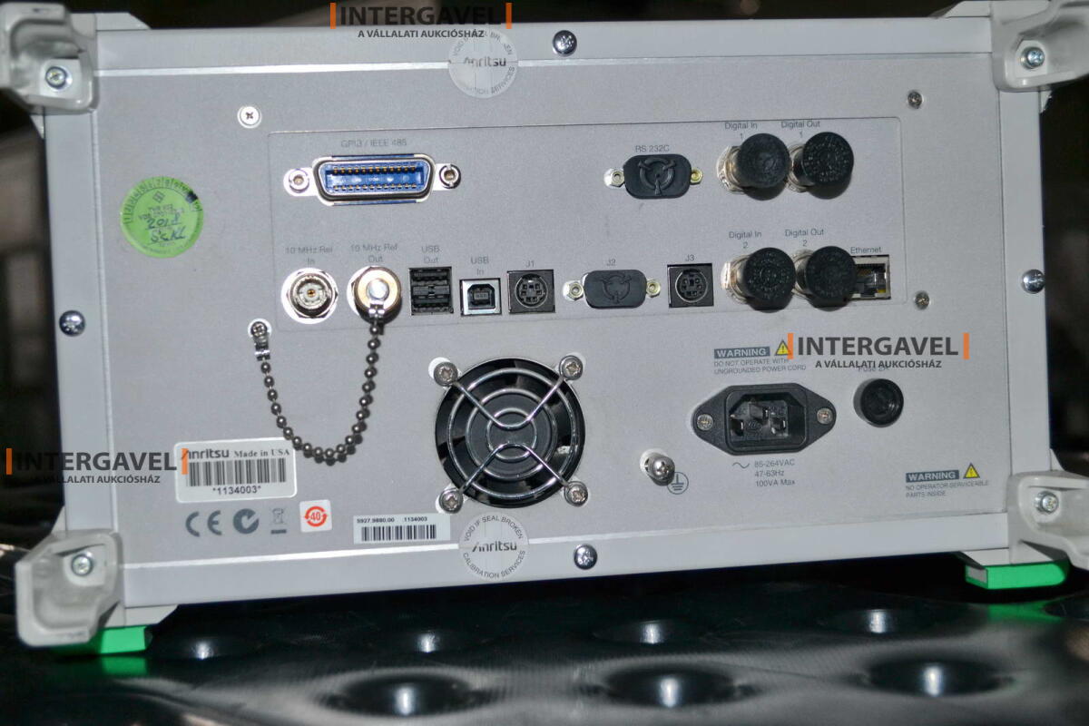 Signal generator (Rohde & Schwarz, SMB 100 A) és egyéb műszerek 15