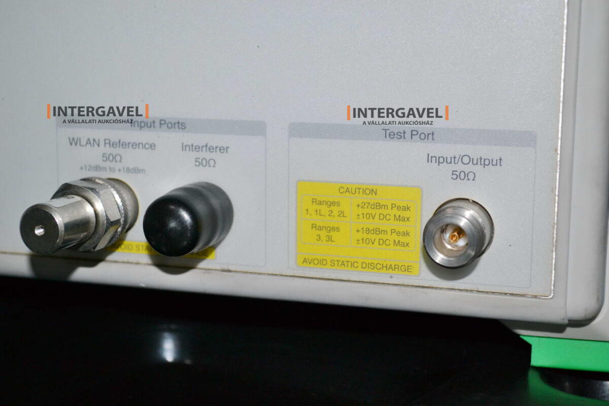 Signal generator (Rohde & Schwarz, SMB 100 A) és egyéb műszerek 16