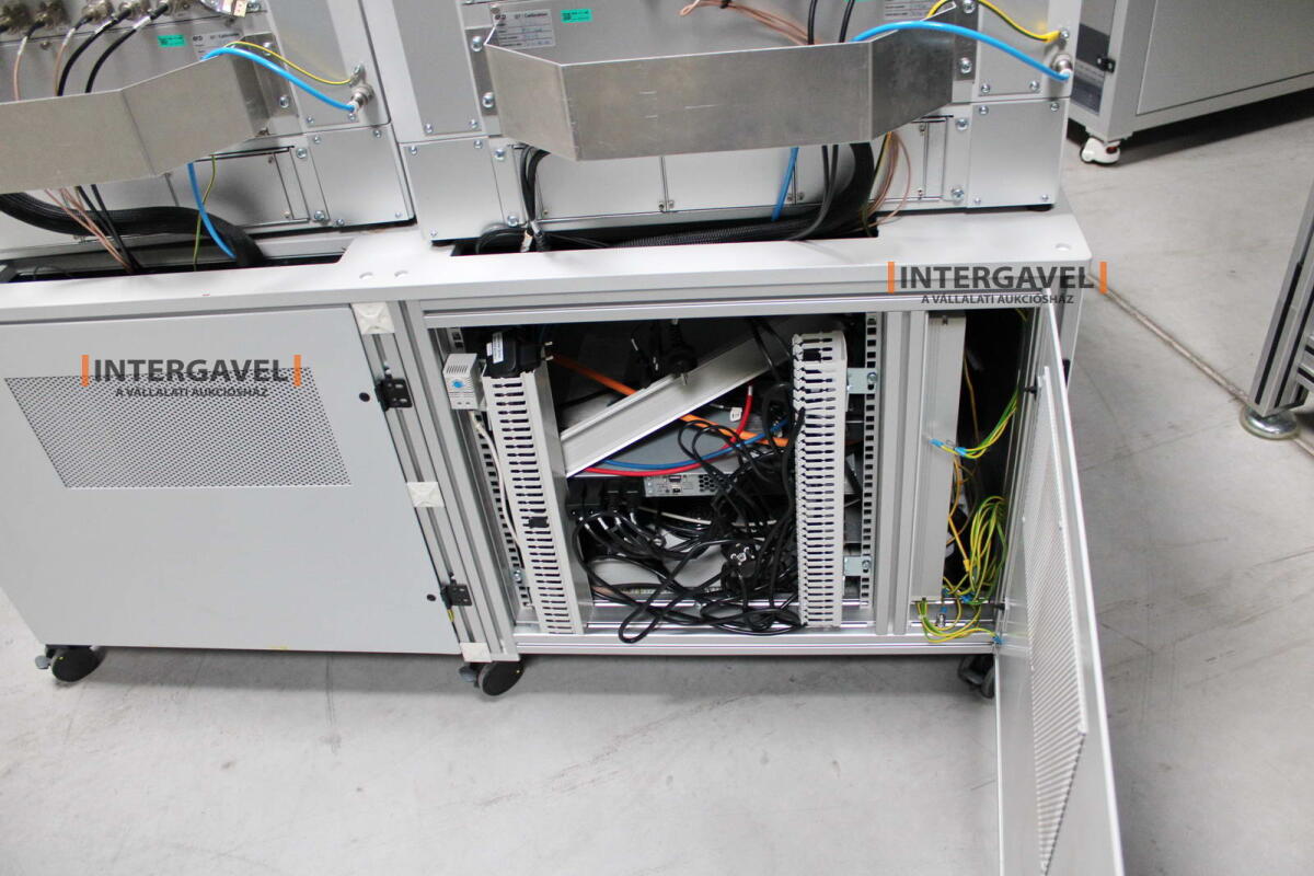 Bontott teszt munkahely 11