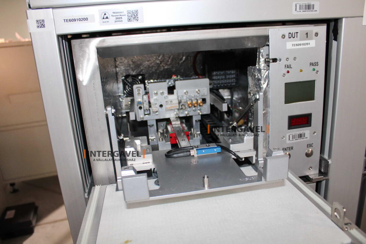 Bontott teszt szekrény 3