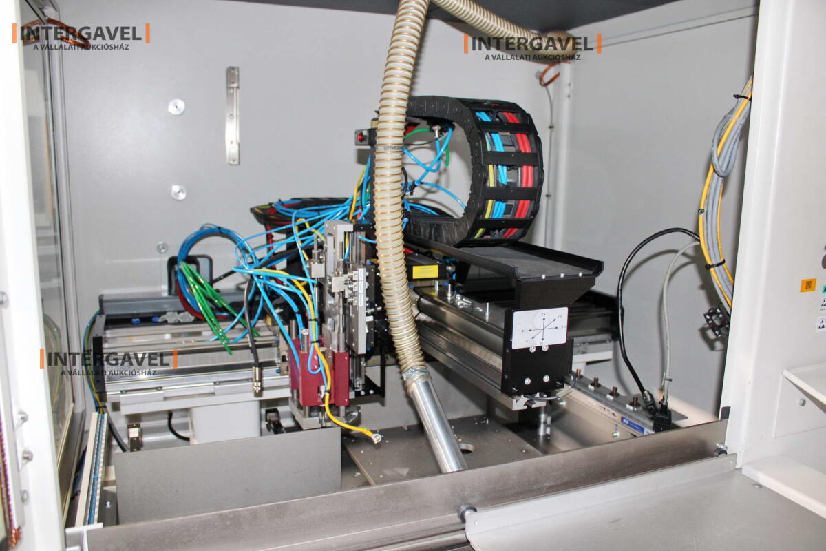 Bontott szerelő munkahely 3