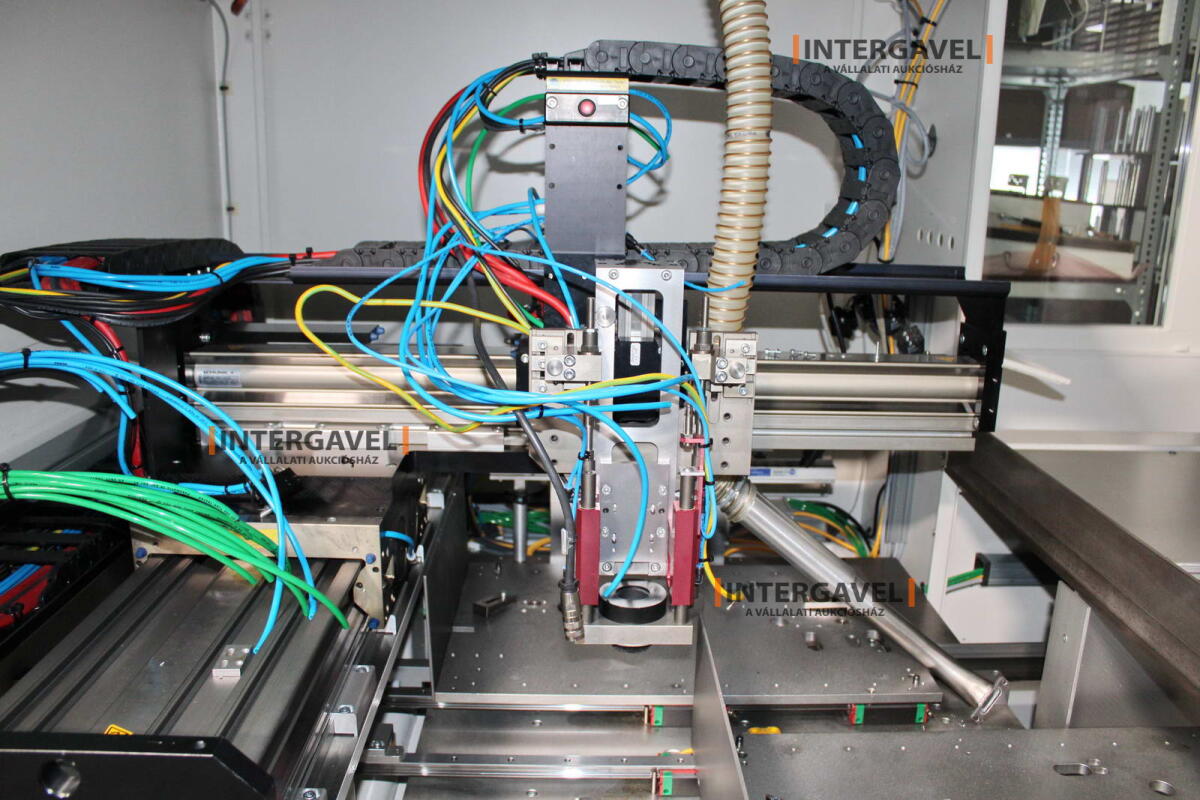 Bontott szerelő munkahely 5