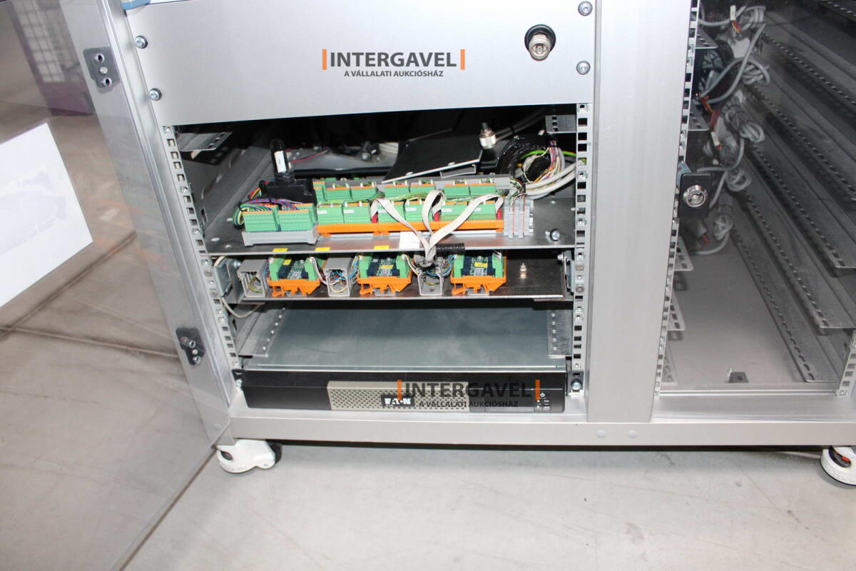 Bontott teszt munkahely 4