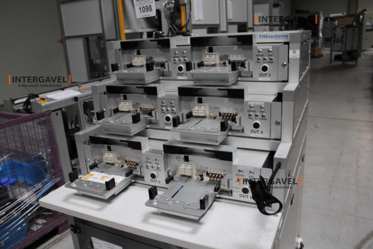 Bontott teszt munkahely 2