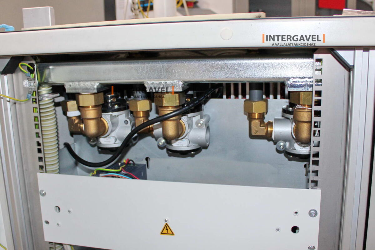 Bontott teszt munkahely 7