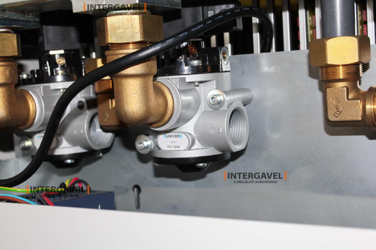 Bontott teszt munkahely 8