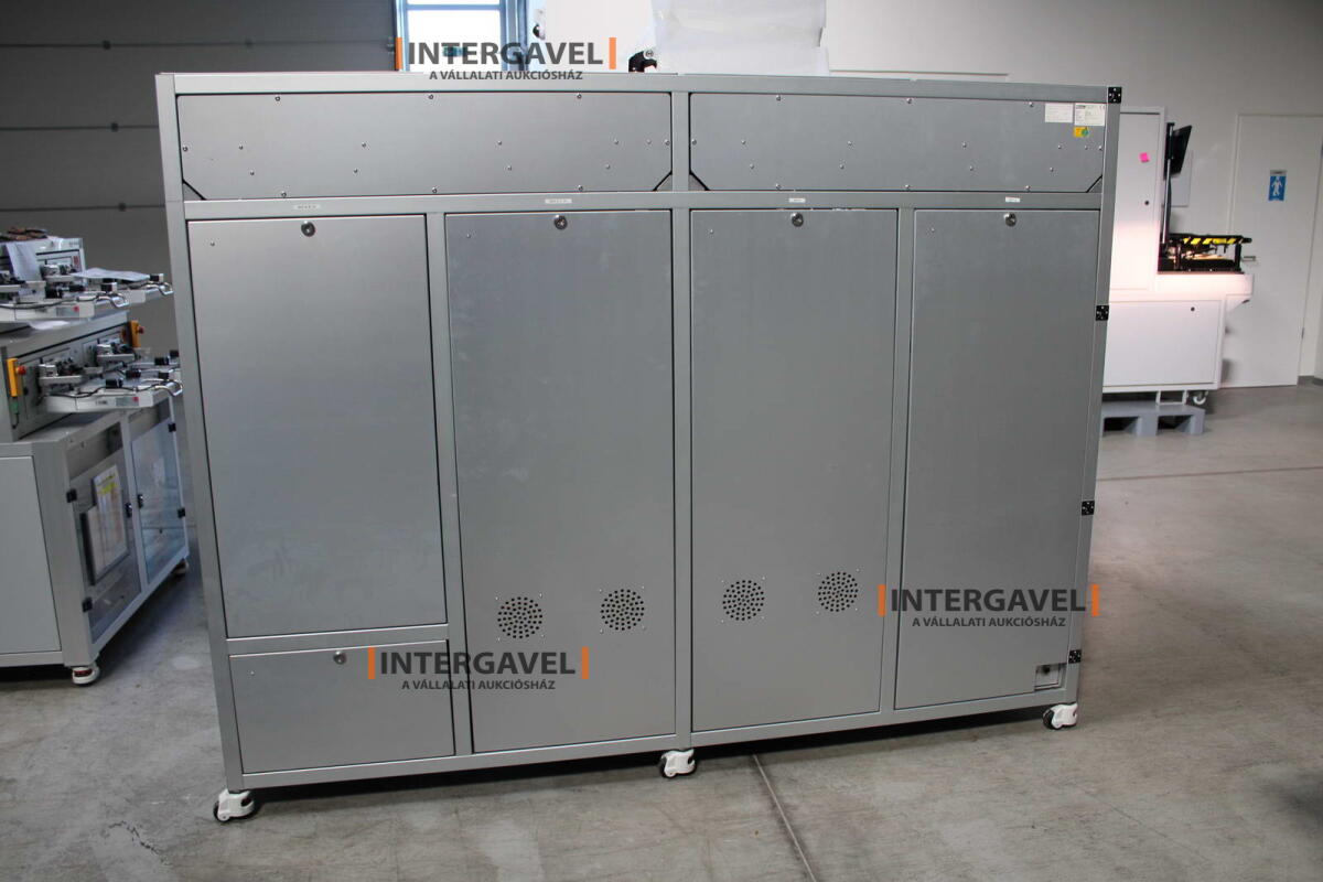 Bontott teszt szekrény 2