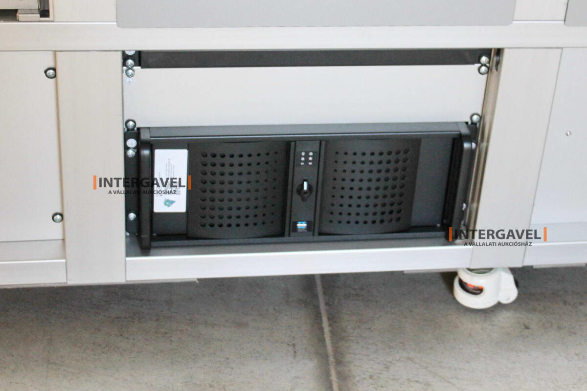 Bontott teszt szekrény 3